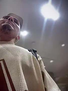 Snapshot of adam-rivera chatting on December 2025 01:13:01 AM adam-rivera online show from December 2025 01:13:01 AM