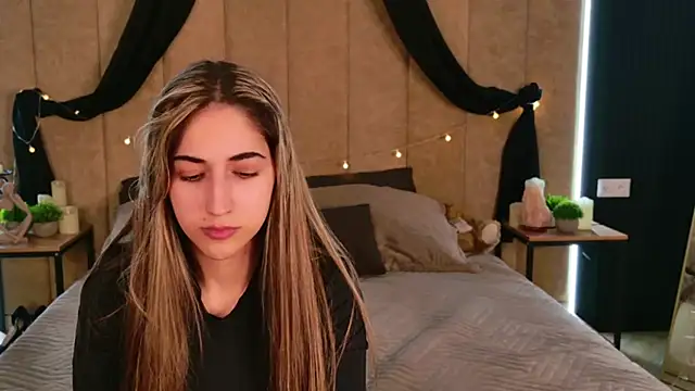 Teresa Stane online show from March 2025 05:41:02 AM