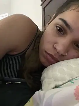 1prettygem online show from January 2025 05:48:02 AM