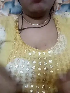 Snapshot of Haniya-143 chatting on March 2025 07:16:02 PM Haniya-143 online show from March 2025 07:16:02 PM