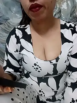 Haniya-143 online show from April 2026 10:25:02 PM
