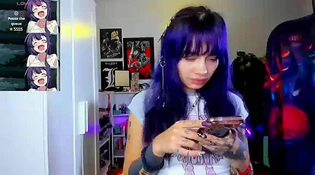 Snapshot of _sakae_ chatting on February 2025 05:20:01 AM  sakae  online show from February 2025 05:20:01 AM