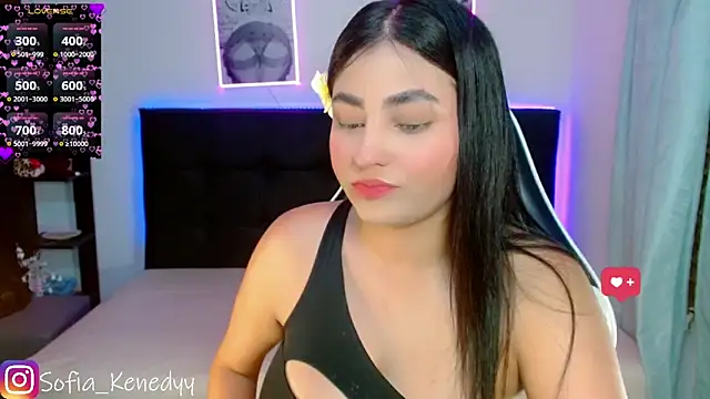 Sofia kenedyy online show from October 2025 09:01:01 PM