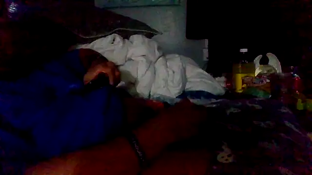 Snapshot of Creationmonster0 chatting on April 2026 06:47:02 AM Creationmonster0 online show from April 2026 06:47:02 AM