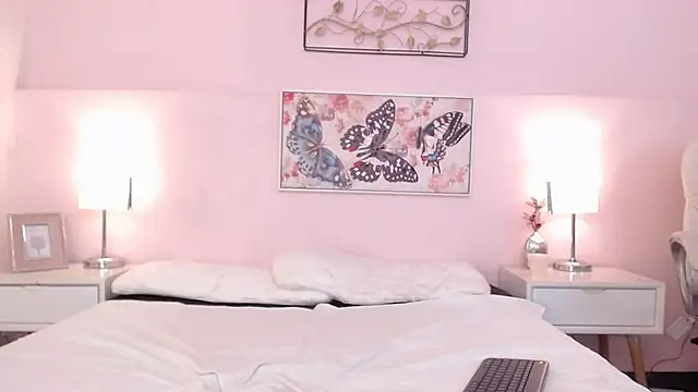 sara17  online show from November 2025 08:21:02 PM