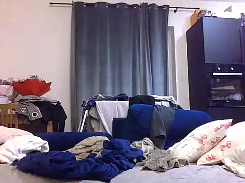 Snapshot of Wirqsmks chatting on March 2026 10:39:01 PM Wirqsmks online show from March 2026 10:39:01 PM