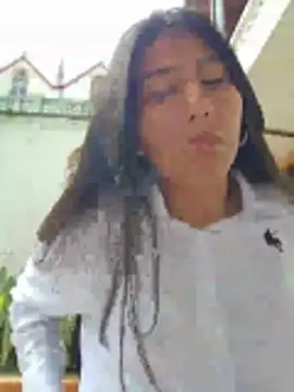 Snapshot of CarlaAlvez chatting on February 2026 04:25:01 PM CarlaAlvez online show from February 2026 04:25:01 PM