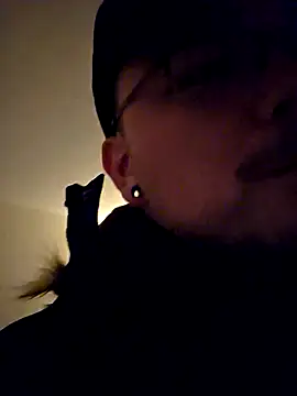 cmichaelxxx online show from March 2025 12:07:02 AM