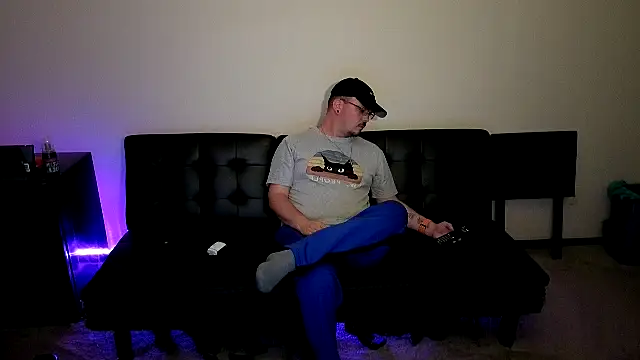 cmichaelxxx online show from October 2025 01:15:01 AM