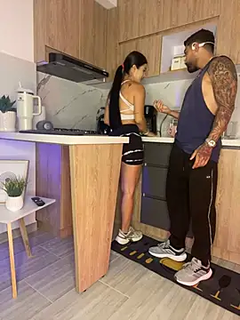 Sweet and caramel online show from January 2025 06:52:01 PM