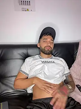 Sweet and caramel online show from February 2025 04:25:01 PM