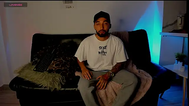 Sweet and caramel online show from March 2025 09:40:02 PM