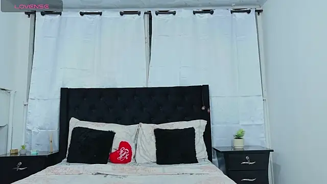 Beautifulkattia online show from September 2025 12:14:01 AM