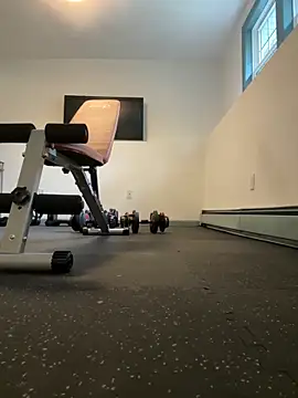 longcurved212121 online show from October 2025 02:05:01 PM