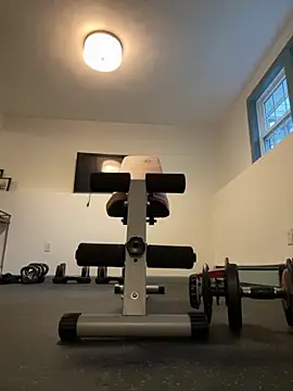 longcurved212121 online show from October 2025 01:22:01 PM