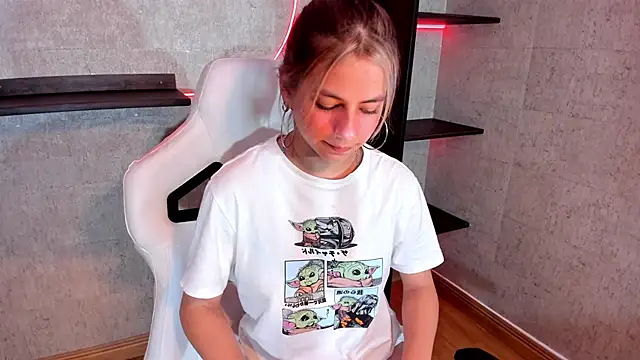 ArtemisaBlake online show from January 2025 09:22:01 PM