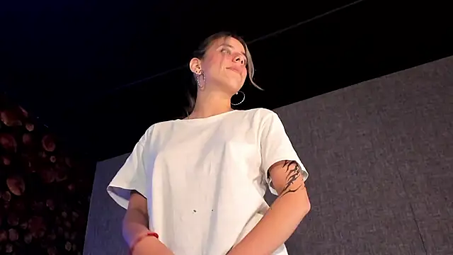 ArtemisaBlake online show from March 2025 07:47:02 PM