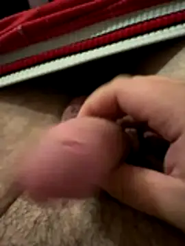 ouiiii27 online show from December 2025 06:46:02 PM