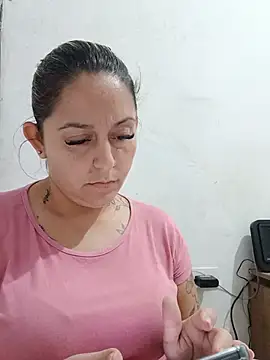 baixinhaloira online show from June 2026 07:48:01 PM