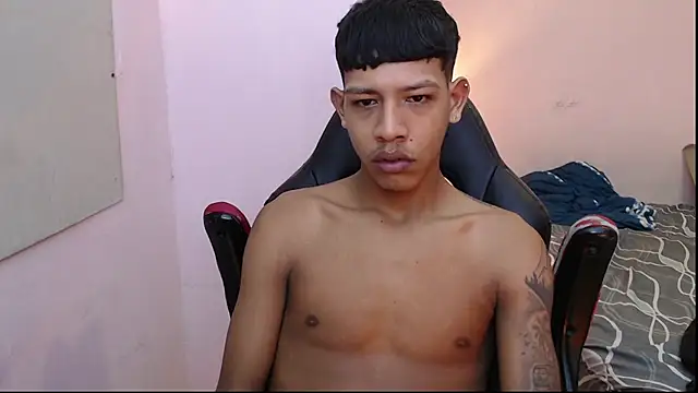 Snapshot of mr_stiven_ chatting on January 2025 02:17:01 AM mr stiven  online show from January 2025 02:17:01 AM