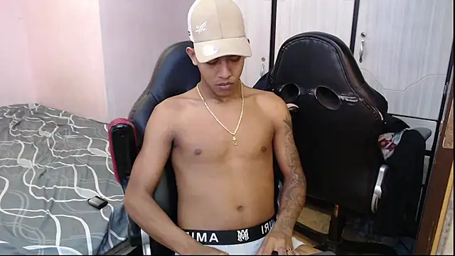 Snapshot of mr_stiven_ chatting on February 2025 09:19:01 AM mr stiven  online show from February 2025 09:19:01 AM