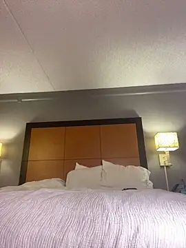 Snapshot of Charismasweets chatting on December 2024 09:35:01 PM Charismasweets online show from December 2024 09:35:01 PM