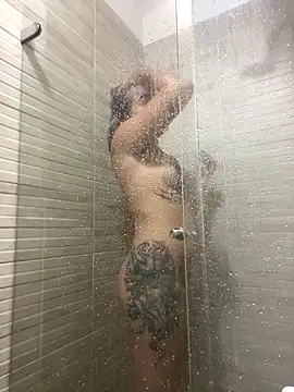 Liah ferrer online show from September 2025 10:31:01 PM