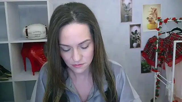 Lina Star S online show from January 2026 06:39:01 AM