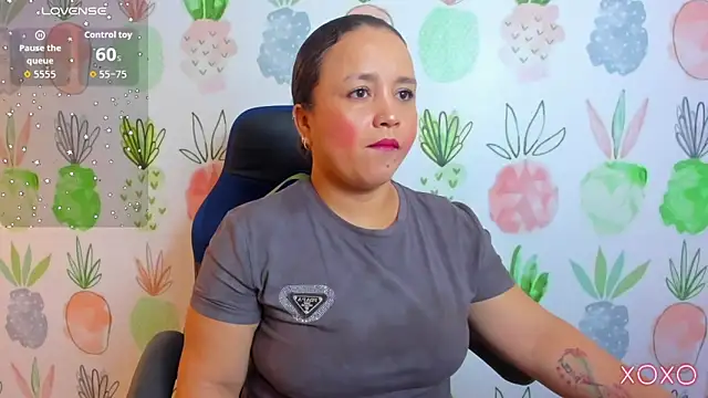 Snapshot of linda_rios_ chatting on November 2025 07:24:01 PM linda rios online show from November 2025 07:24:01 PM