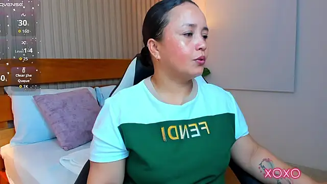linda rios  online show from June 2026 08:33:02 PM