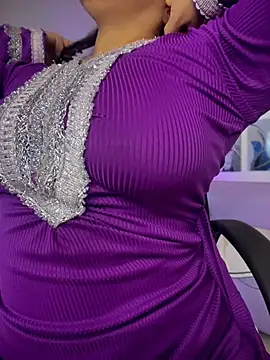 jazmin anbar online show from April 2026 10:12:01 PM