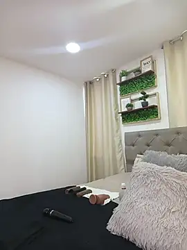 sasi luna online show from February 2026 03:02:02 PM