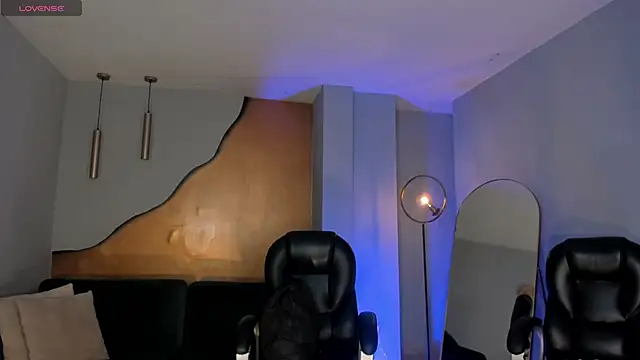 MiaFarrell  online show from October 2025 05:53:01 PM