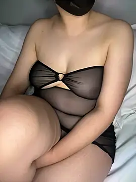 Gamzemm8888 online show from February 2025 09:33:01 PM