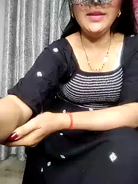 Snapshot of sexy_bhabhi69 chatting on January 2025 06:00:01 PM sexy bhabhi69 online show from January 2025 06:00:01 PM
