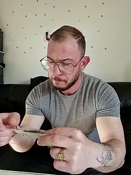 Snapshot of jourdinio13 chatting on March 2026 07:31:01 AM jourdinio13 online show from March 2026 07:31:01 AM