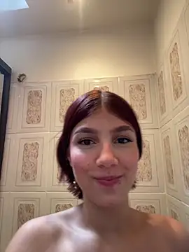 thamygomezz online show from January 2025 05:14:01 PM