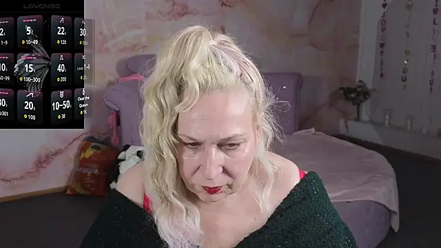 Snapshot of Penelope_Pinky chatting on June 2026 12:26:01 PM Penelope Pinky online show from June 2026 12:26:01 PM