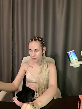 Cassie Bae online show from December 2024 02:27:02 PM