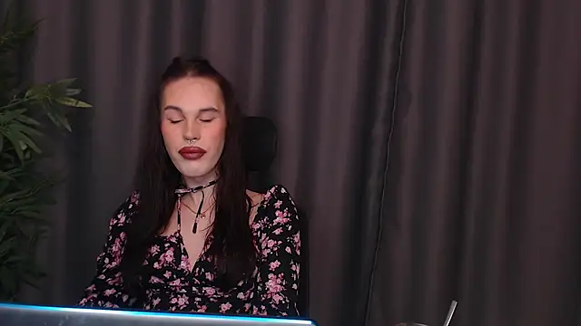 Cassie Bae online show from July 2026 03:38:02 PM