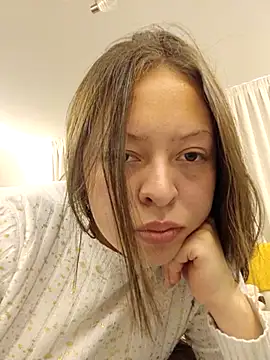 Snapshot of Selene_Amari chatting on July 2026 07:27:02 PM Selene Amari online show from July 2026 07:27:02 PM