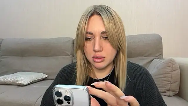 VickyLove047 online show from December 2025 07:21:01 PM