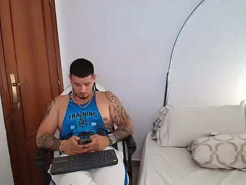 Snapshot of Geishastudios chatting on September 2025 01:44:02 PM Geishastudios online show from September 2025 01:44:02 PM