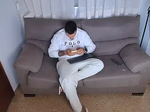 Snapshot of Geishastudios chatting on October 2025 09:19:02 PM Geishastudios online show from October 2025 09:19:02 PM