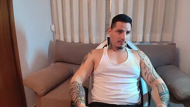 Snapshot of Geishastudios chatting on January 2026 08:29:02 AM Geishastudios online show from January 2026 08:29:02 AM