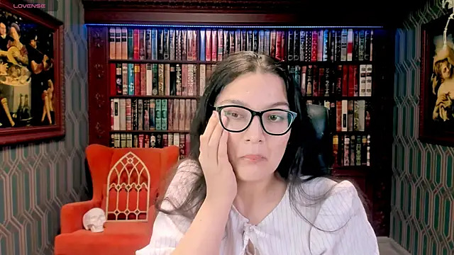 ZarifaBev online show from November 2025 12:38:01 PM