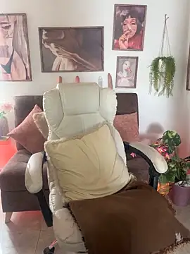 Adeellee  online show from November 2025 05:35:02 PM