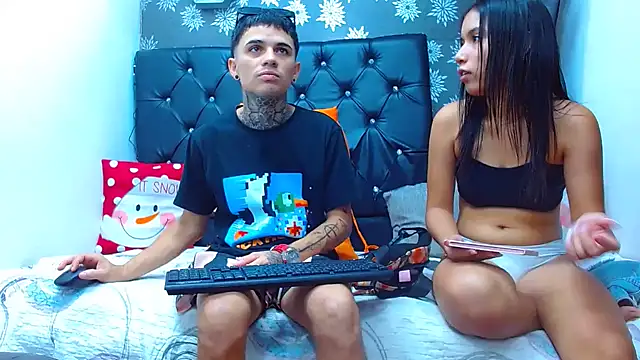 Snapshot of exotic_hot_couple chatting on December 2024 03:59:02 AM exotic hot couple online show from December 2024 03:59:02 AM