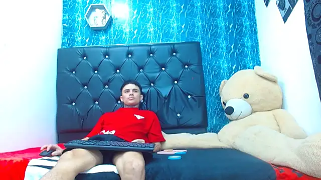 Snapshot of exotic_hot_couple chatting on January 2025 01:22:01 AM exotic hot couple online show from January 2025 01:22:01 AM