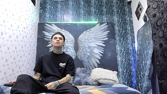 exotic hot couple online show from March 2026 12:32:02 AM